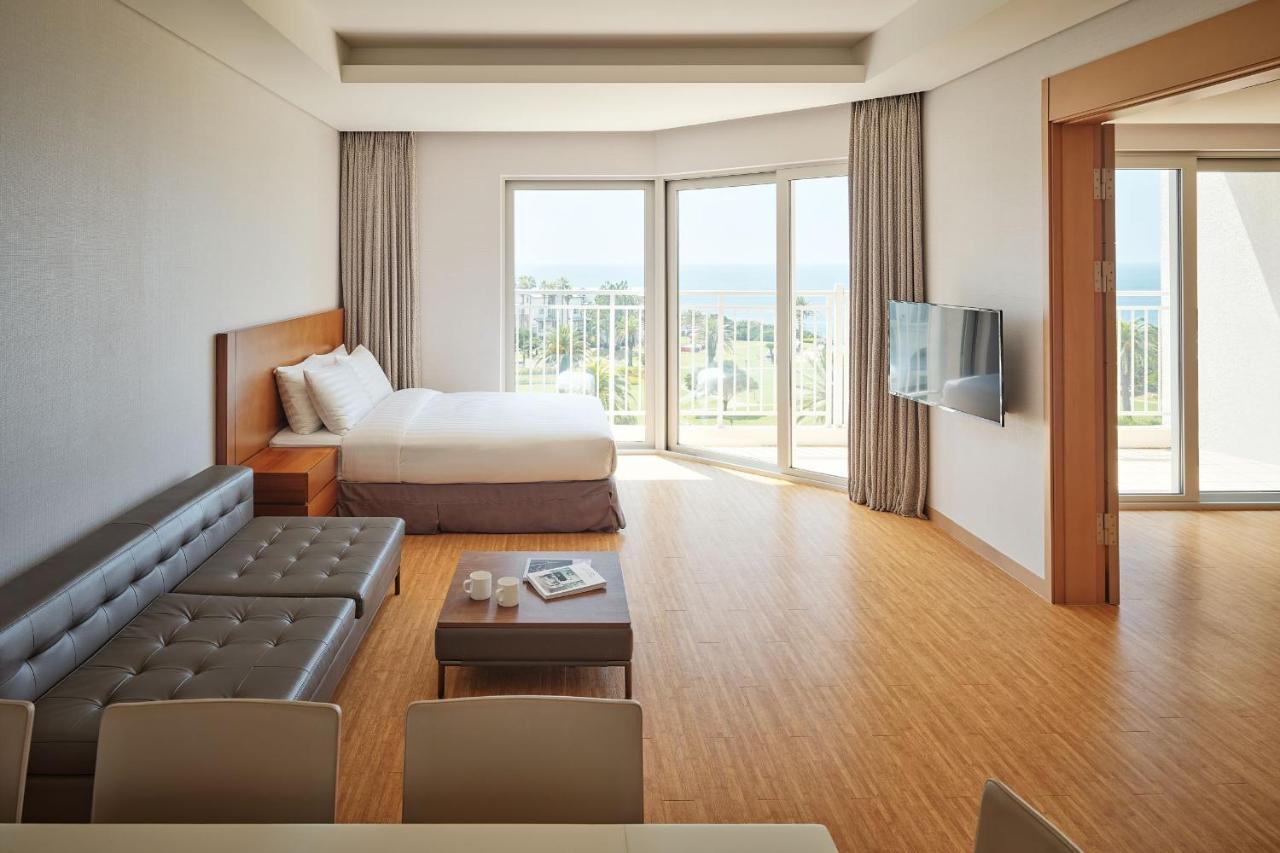 Sono Calm Jeju Hotell Seogwipo Exteriör bild