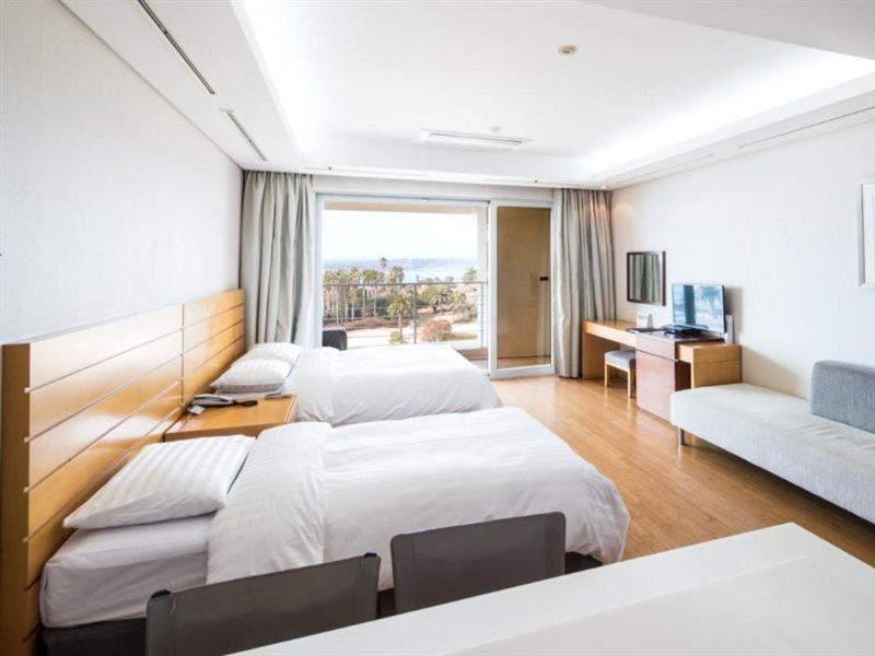 Sono Calm Jeju Hotell Seogwipo Exteriör bild