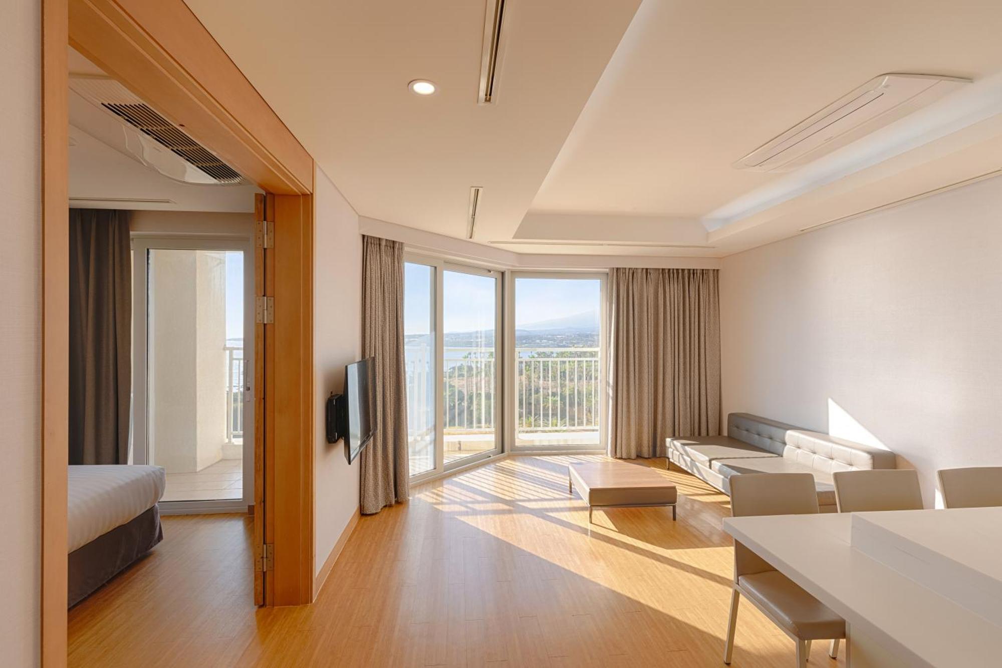 Sono Calm Jeju Hotell Seogwipo Exteriör bild
